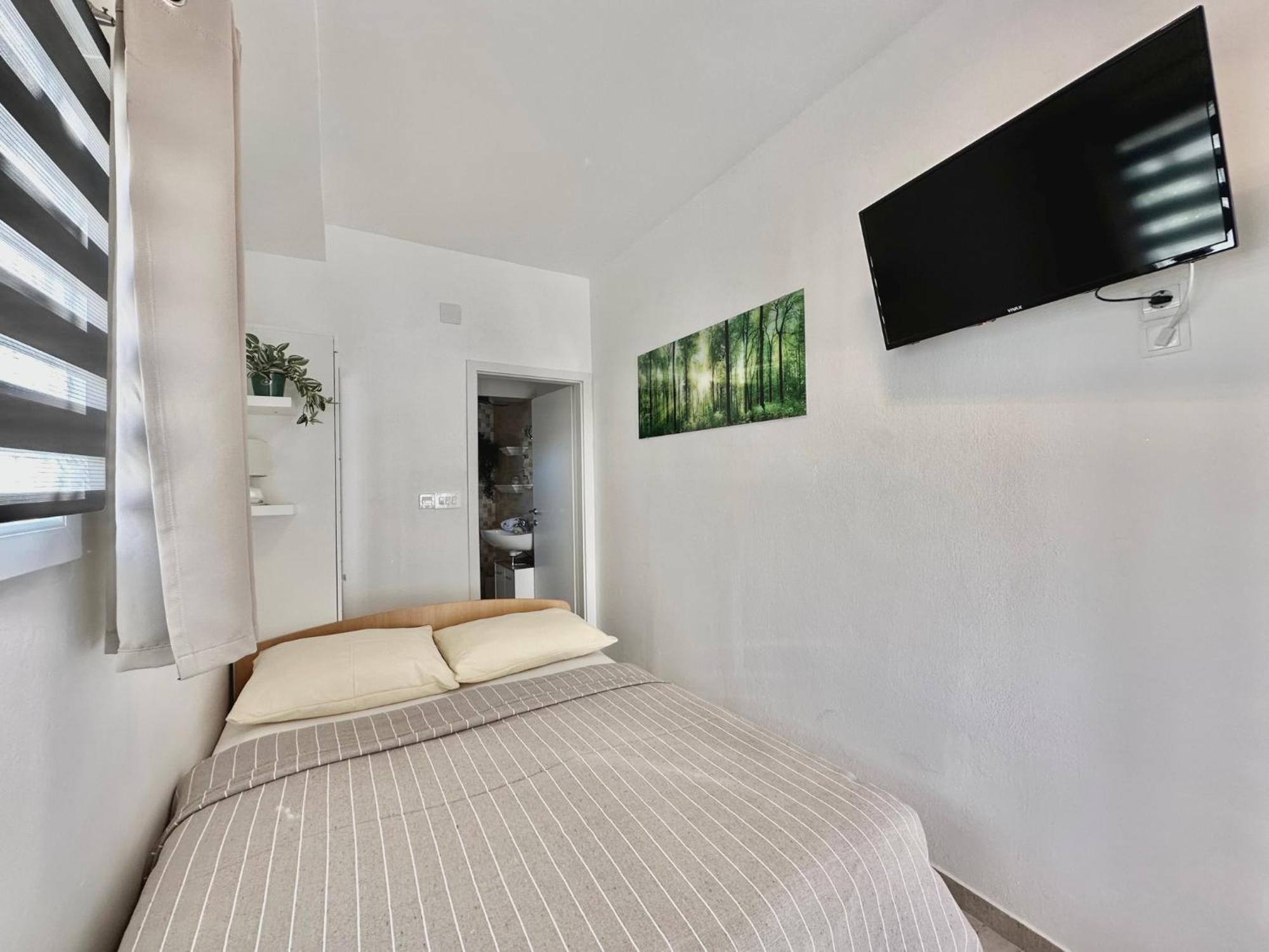 Apartments Hajl Крк Экстерьер фото