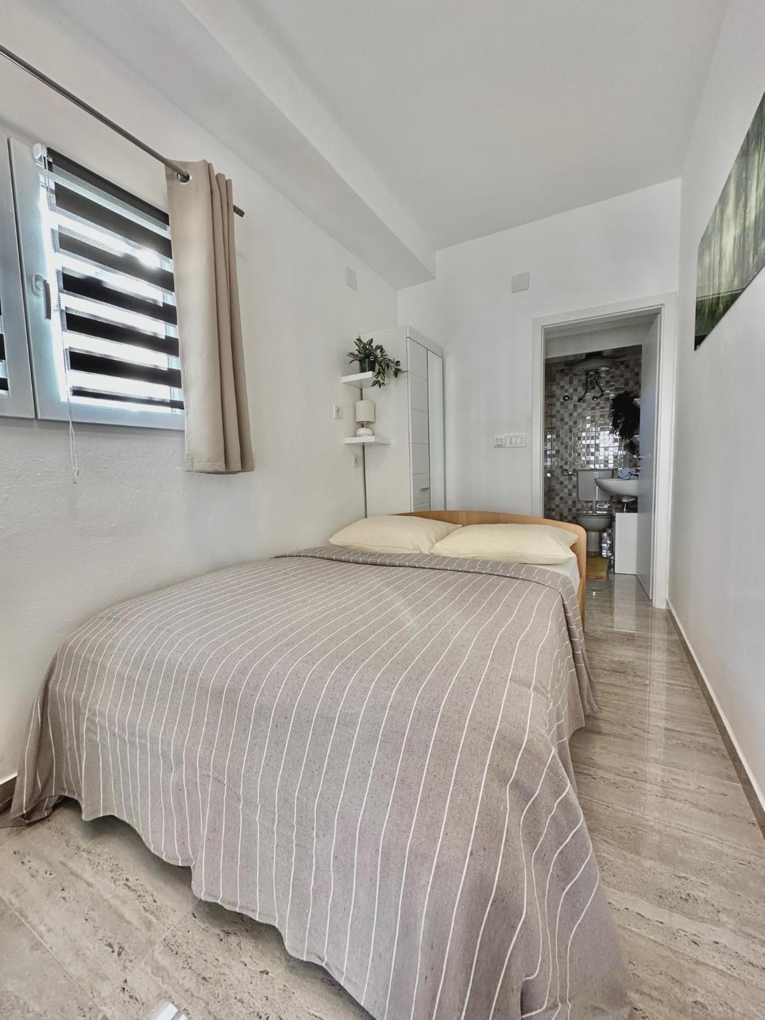 Apartments Hajl Крк Экстерьер фото