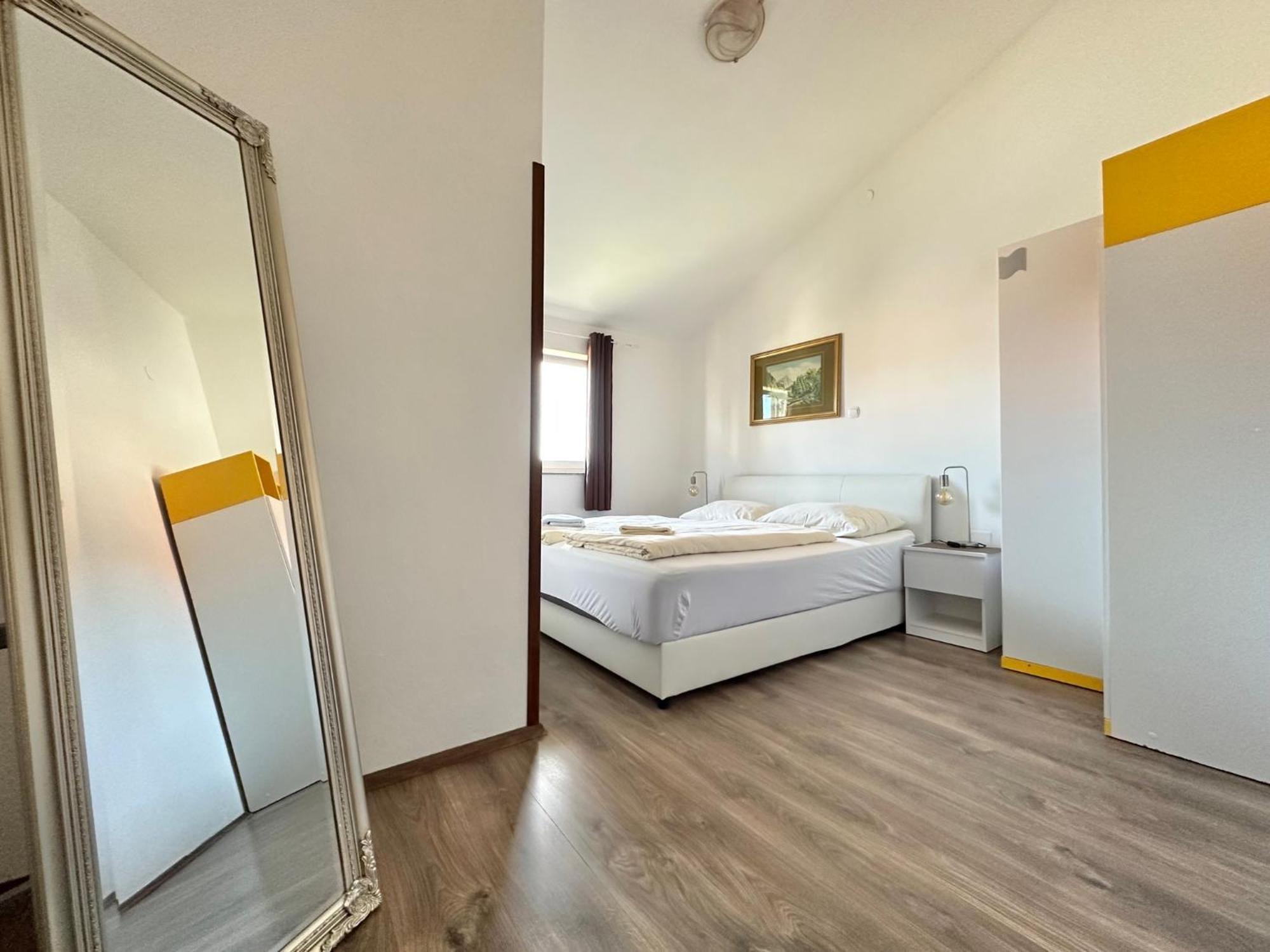 Apartments Hajl Крк Экстерьер фото