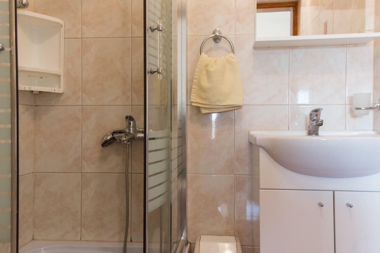 Apartments Hajl Крк Экстерьер фото